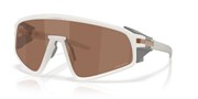  खरीदें अथवा मॉडल Oakley के चित्र को बड़ा कर देखें 0OO9404-21.
